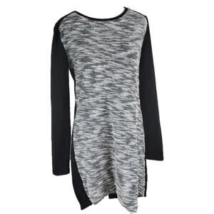 Gap Black and white knitted long sleeve dress